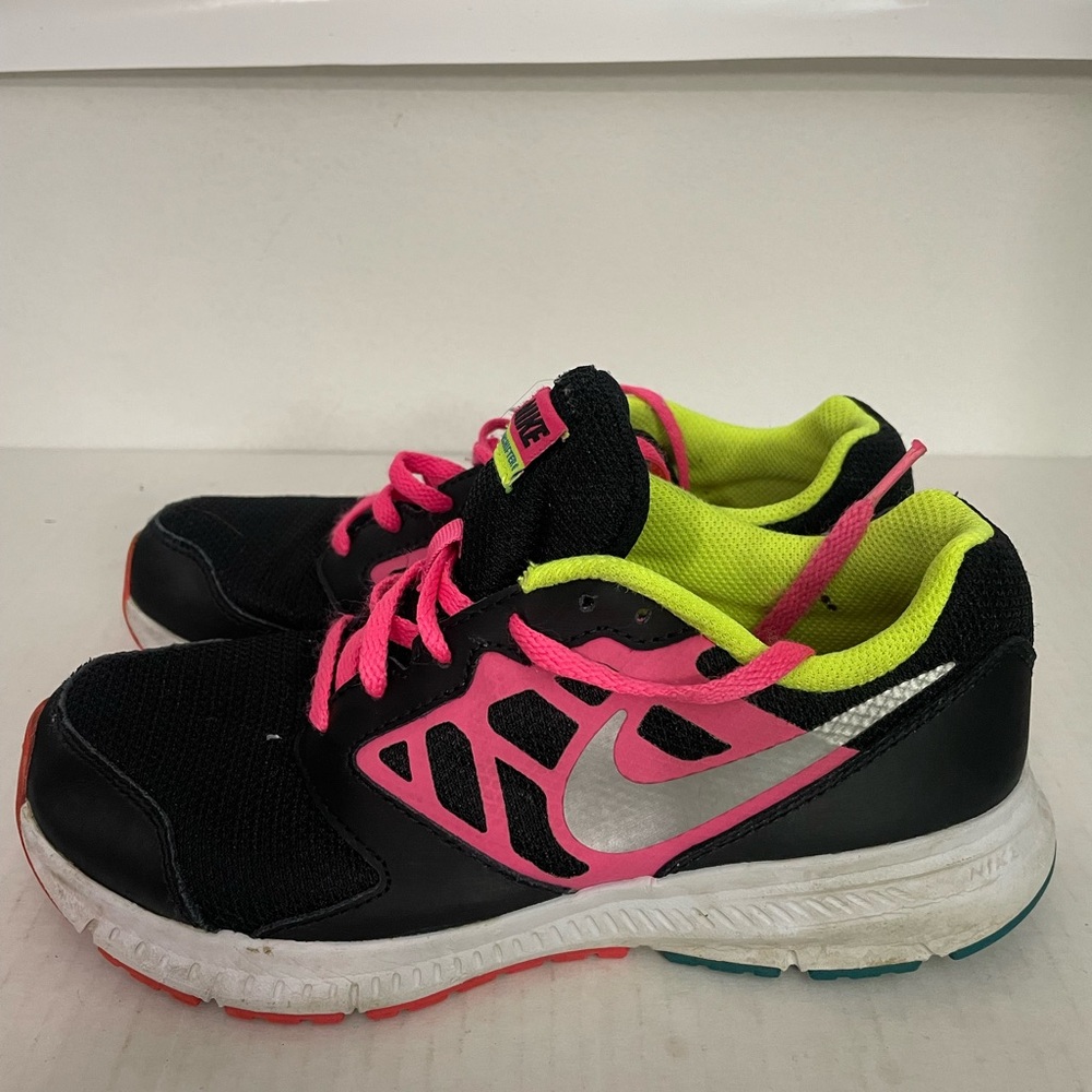 Nike Black and Pink Running Shoes